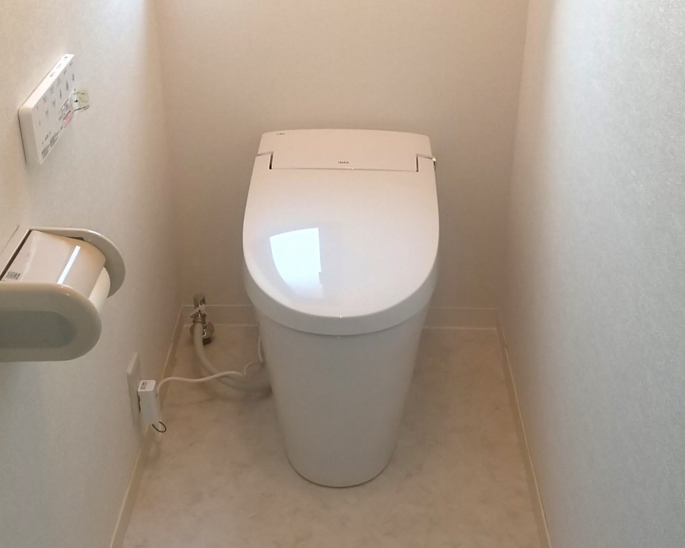 コンパクトなトイレでお掃除らくらく