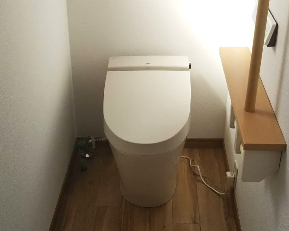 毎日気持ちよく使える、快適トイレへリフォームしました