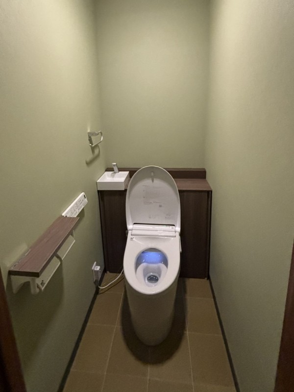 使い勝手も清潔感もアップしたトイレリフォーム