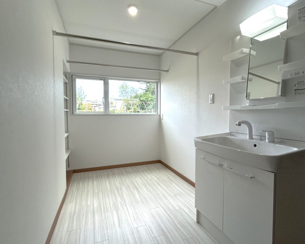 家事動線を考えた間取り変更と水まわりリフォーム